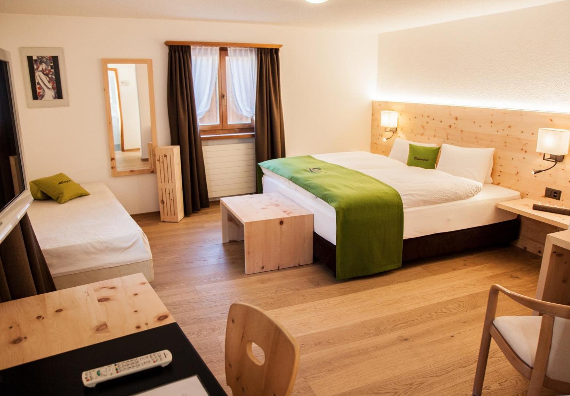 Wellnesshotel Liun B&B Müstair Eksteriør billede