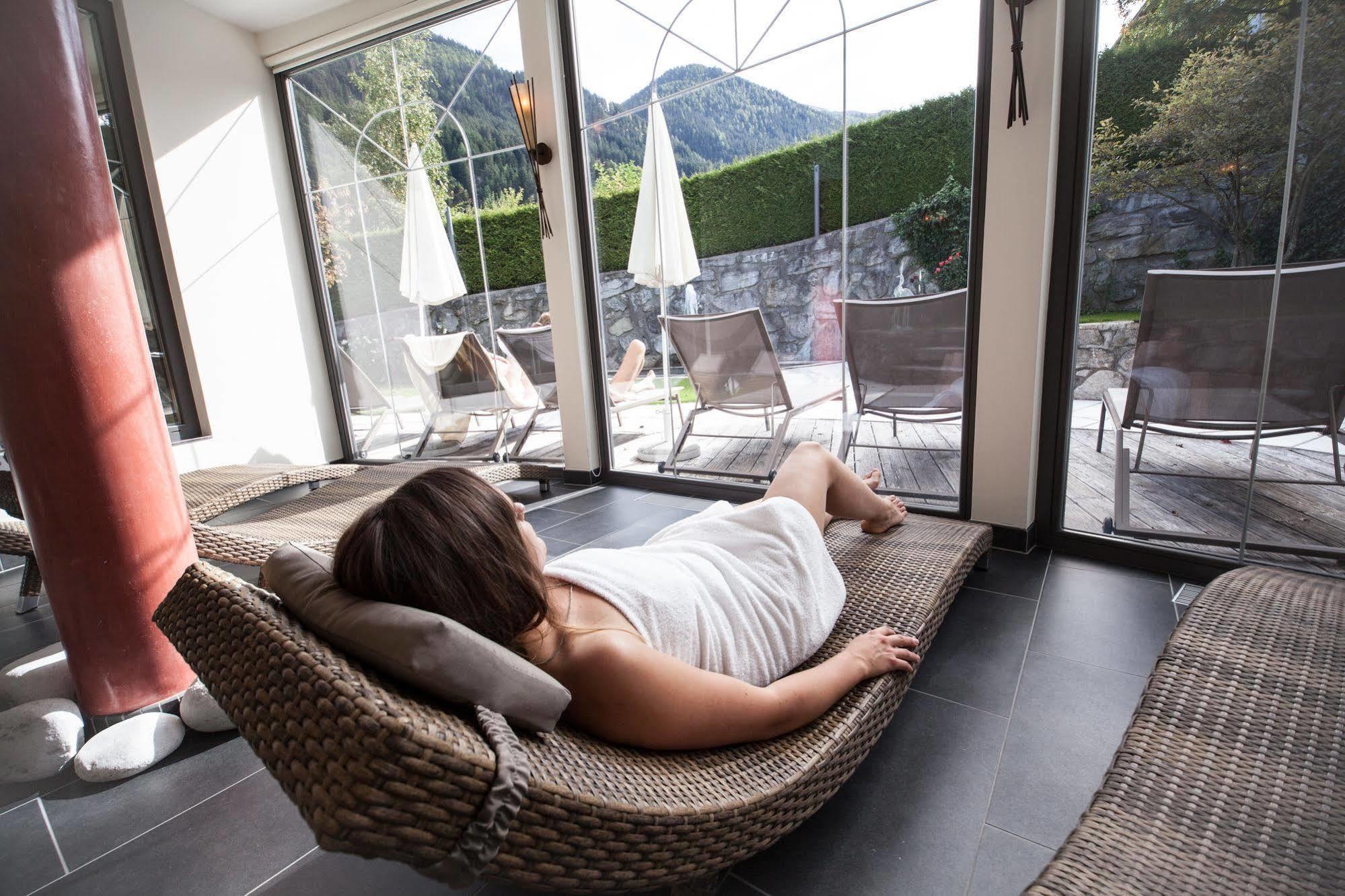 Wellnesshotel Liun B&B Müstair Eksteriør billede